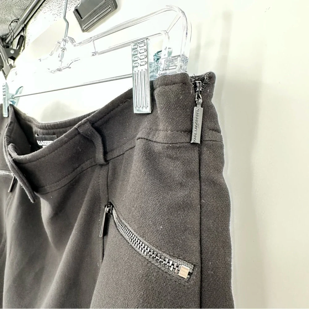 KARL Lagerfeld Paris Women’s Fully Lined Black Skirt w/Silver Zippers Size 8
